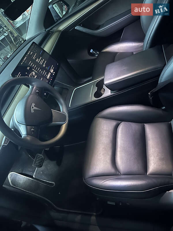 Внедорожник / Кроссовер Tesla Model Y 2023 в Тернополе фото 7 Внедорожник / Кроссовер Tesla Model Y 2023 в Тернополе