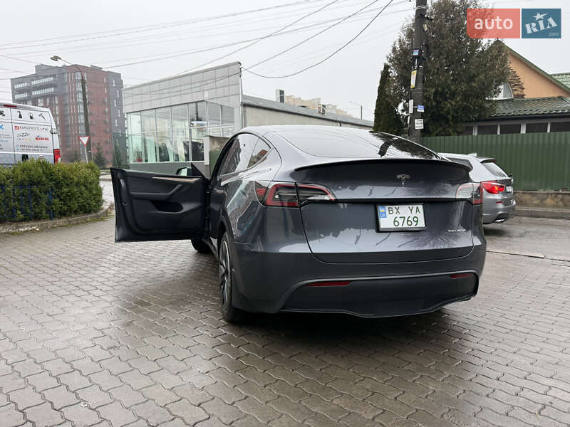 Внедорожник / Кроссовер Tesla Model Y 2023 в Хмельницком фото 4 Внедорожник / Кроссовер Tesla Model Y 2023 в Хмельницком