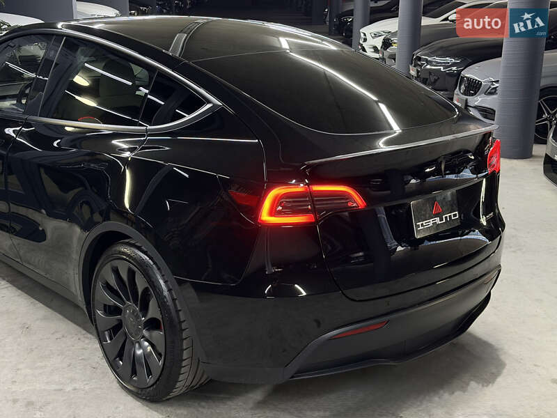 Внедорожник / Кроссовер Tesla Model Y 2021 в Одессе