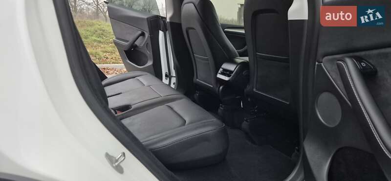 Внедорожник / Кроссовер Tesla Model Y 2022 в Кропивницком