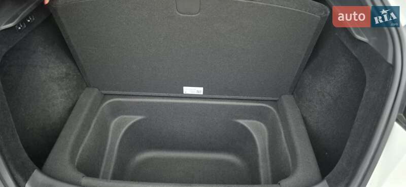 Внедорожник / Кроссовер Tesla Model Y 2022 в Кропивницком