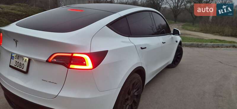 Внедорожник / Кроссовер Tesla Model Y 2022 в Кропивницком