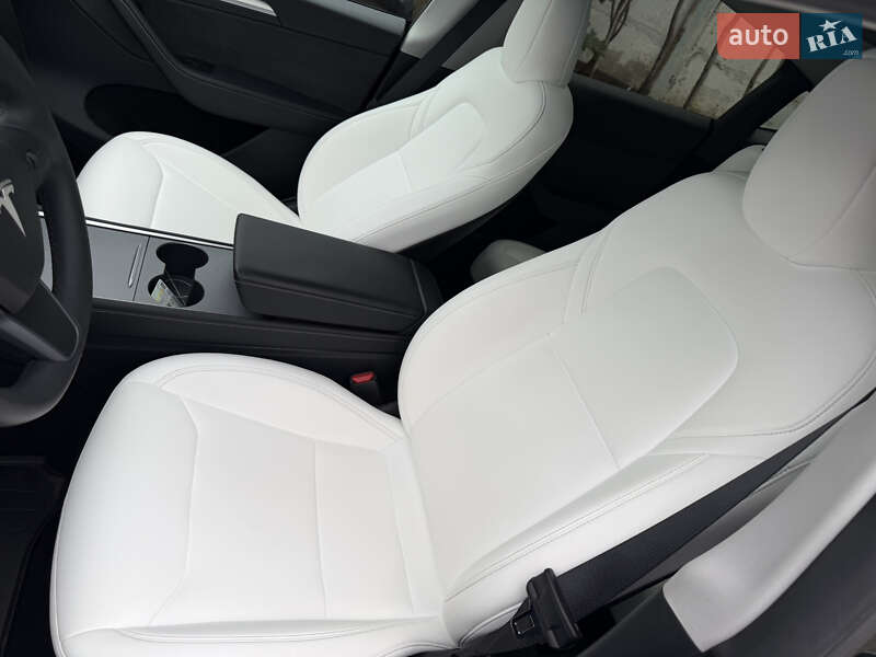 Внедорожник / Кроссовер Tesla Model Y 2023 в Днепре фото 23 Внедорожник / Кроссовер Tesla Model Y 2023 в Днепре