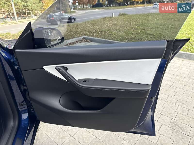 Внедорожник / Кроссовер Tesla Model Y 2021 в Львове фото 51 Внедорожник / Кроссовер Tesla Model Y 2021 в Львове