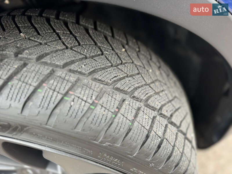 Внедорожник / Кроссовер Tesla Model Y 2023 в Киеве фото 29 Внедорожник / Кроссовер Tesla Model Y 2023 в Киеве