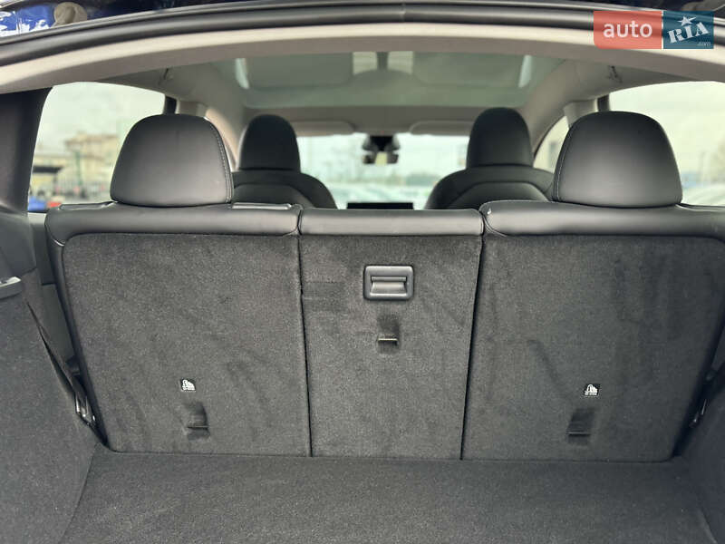 Внедорожник / Кроссовер Tesla Model Y 2023 в Киеве фото 45 Внедорожник / Кроссовер Tesla Model Y 2023 в Киеве