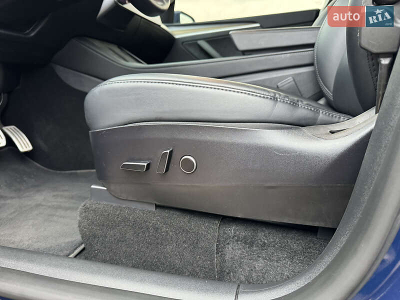 Внедорожник / Кроссовер Tesla Model Y 2023 в Киеве фото 81 Внедорожник / Кроссовер Tesla Model Y 2023 в Киеве