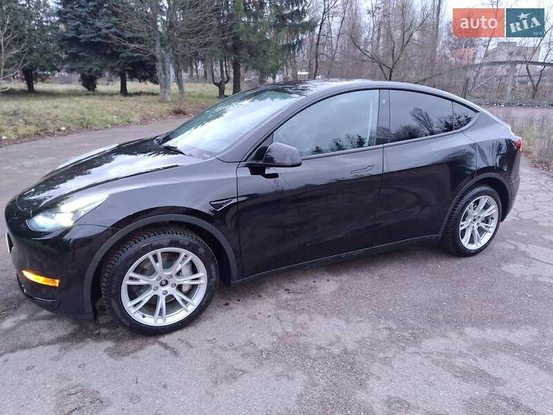 Tesla Model Y 2023 Tesla Model Y 2023