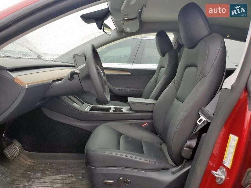 Внедорожник / Кроссовер Tesla Model Y 2024 в Львове фото 4 Внедорожник / Кроссовер Tesla Model Y 2024 в Львове