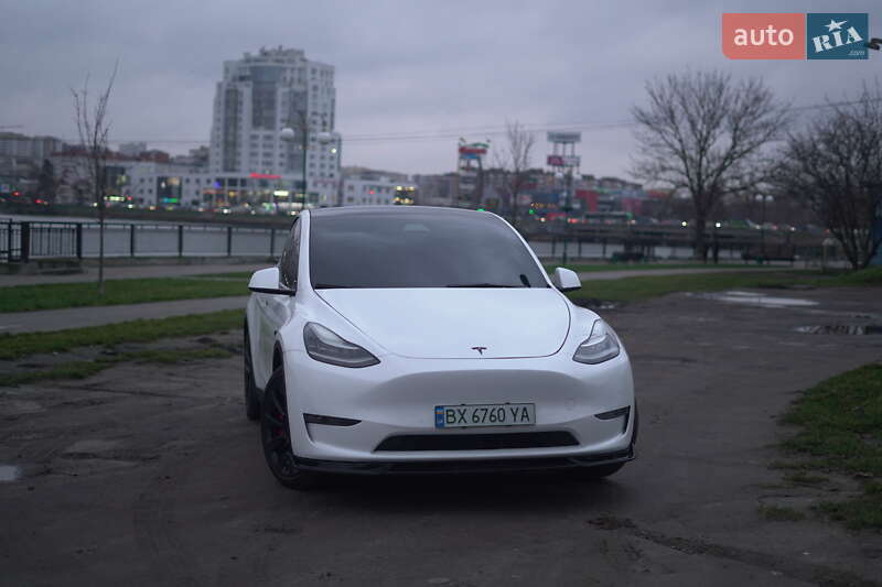 Внедорожник / Кроссовер Tesla Model Y 2021 в Хмельницком фото 2 Внедорожник / Кроссовер Tesla Model Y 2021 в Хмельницком
