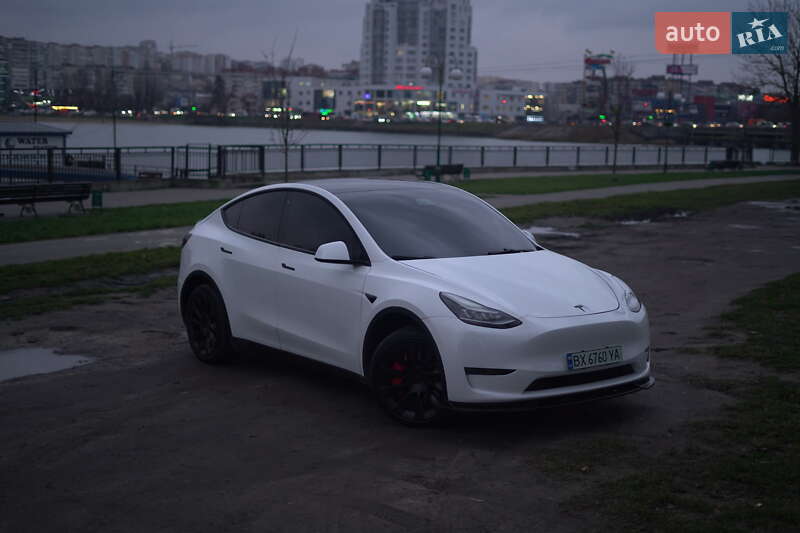 Внедорожник / Кроссовер Tesla Model Y 2021 в Хмельницком фото 37 Внедорожник / Кроссовер Tesla Model Y 2021 в Хмельницком