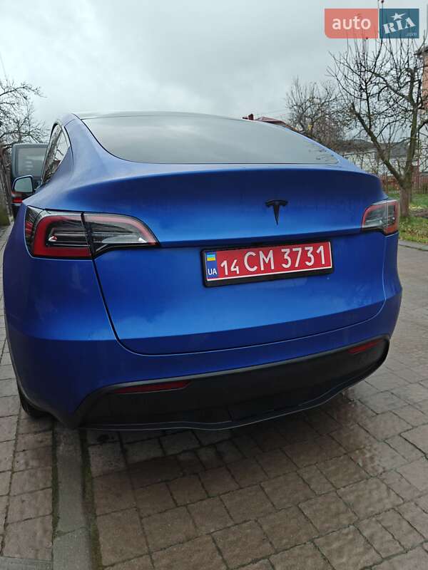 Внедорожник / Кроссовер Tesla Model Y 2024 в Львове фото 2 Внедорожник / Кроссовер Tesla Model Y 2024 в Львове