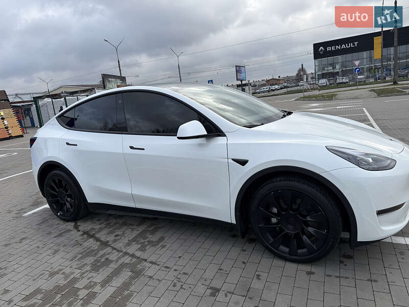 Внедорожник / Кроссовер Tesla Model Y 2022 в Киеве фото 6 Внедорожник / Кроссовер Tesla Model Y 2022 в Киеве