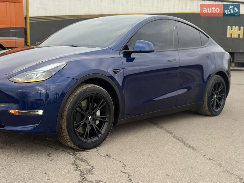 Внедорожник / Кроссовер Tesla Model Y 2023 в Виннице фото 3 Внедорожник / Кроссовер Tesla Model Y 2023 в Виннице