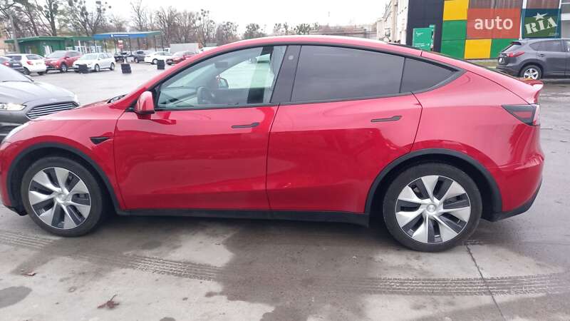 Внедорожник / Кроссовер Tesla Model Y 2021 в Киеве