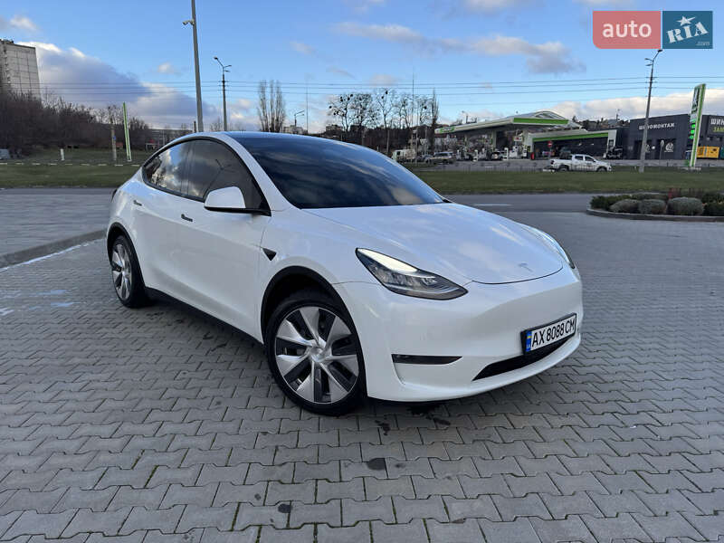 Tesla Model Y 2021 Tesla Model Y 2021