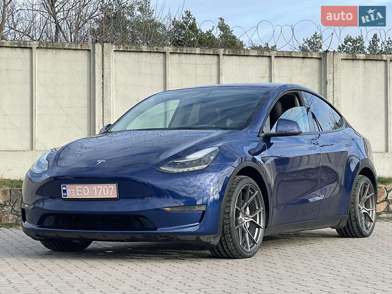 Внедорожник / Кроссовер Tesla Model Y 2022 в Сарнах