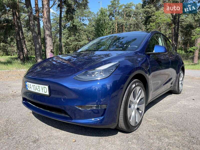 Tesla Model Y 2024 Tesla Model Y 2024