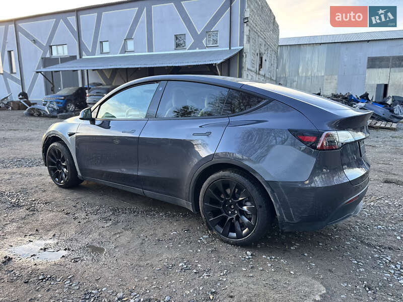 Внедорожник / Кроссовер Tesla Model Y 2022 в Ровно