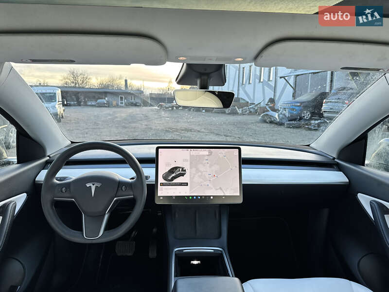 Внедорожник / Кроссовер Tesla Model Y 2022 в Ровно