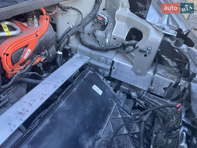 Внедорожник / Кроссовер Tesla Model Y 2024 в Ровно фото 15 Внедорожник / Кроссовер Tesla Model Y 2024 в Ровно