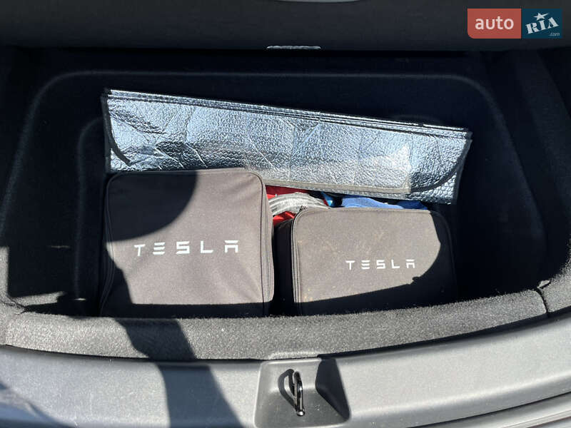 Внедорожник / Кроссовер Tesla Model Y 2024 в Ровно фото 24 Внедорожник / Кроссовер Tesla Model Y 2024 в Ровно