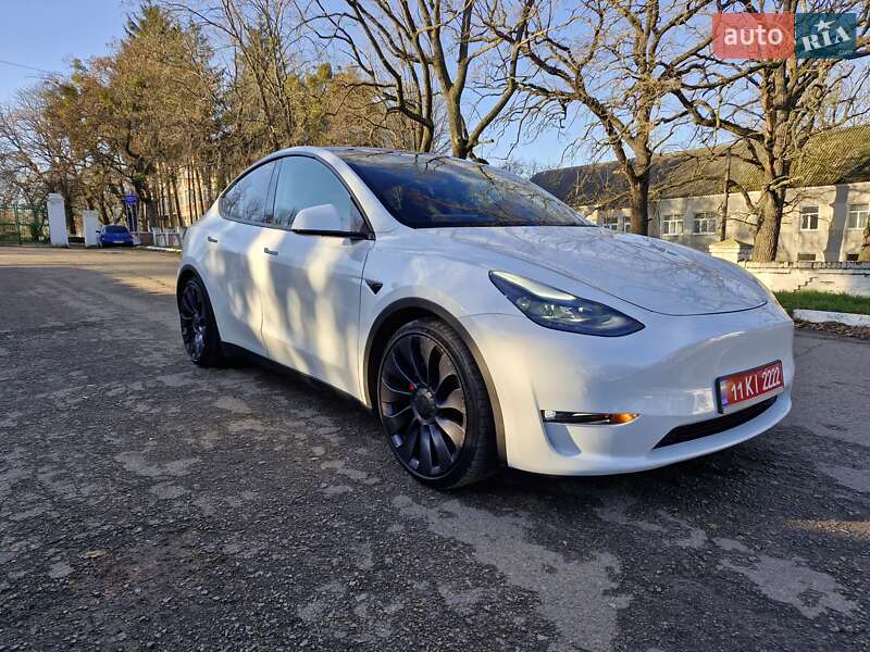 Внедорожник / Кроссовер Tesla Model Y 2022 в Тростянце