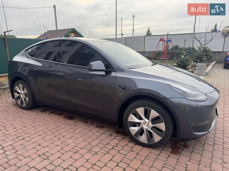 Внедорожник / Кроссовер Tesla Model Y 2023 в Виннице фото 3 Внедорожник / Кроссовер Tesla Model Y 2023 в Виннице