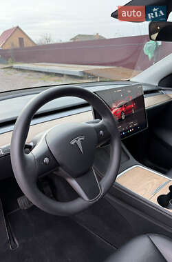 Внедорожник / Кроссовер Tesla Model Y 2022 в Ильинцах