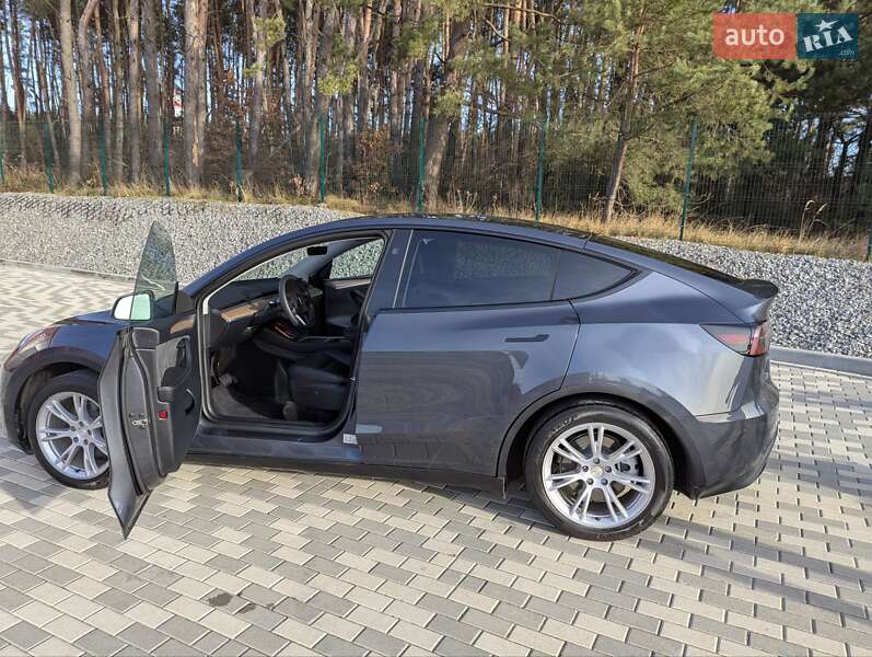 Внедорожник / Кроссовер Tesla Model Y 2024 в Львове фото 12 Внедорожник / Кроссовер Tesla Model Y 2024 в Львове