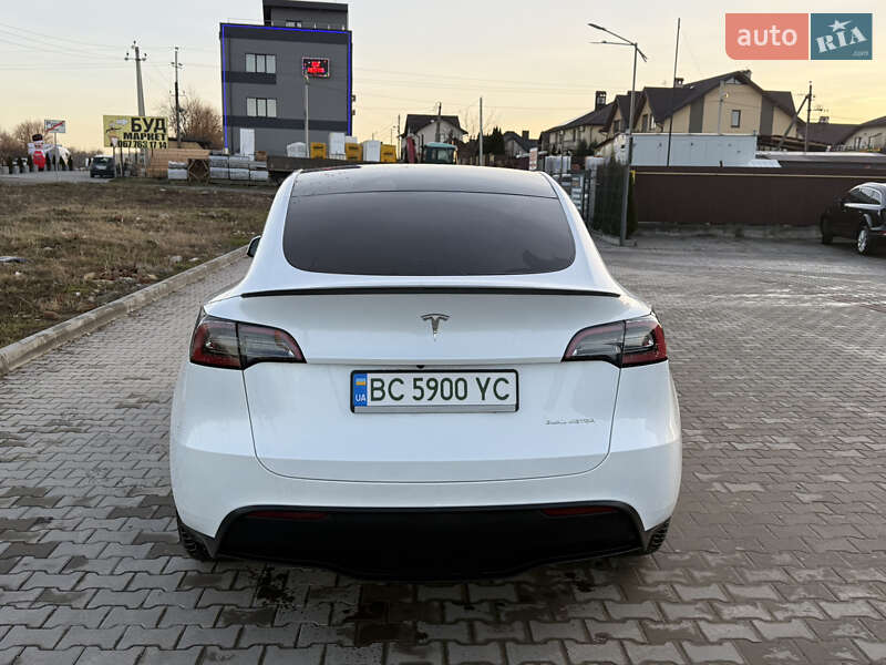 Внедорожник / Кроссовер Tesla Model Y 2023 в Львове