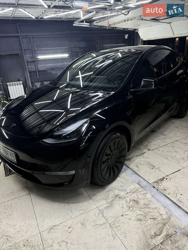 Tesla Model Y 2024 Tesla Model Y 2024