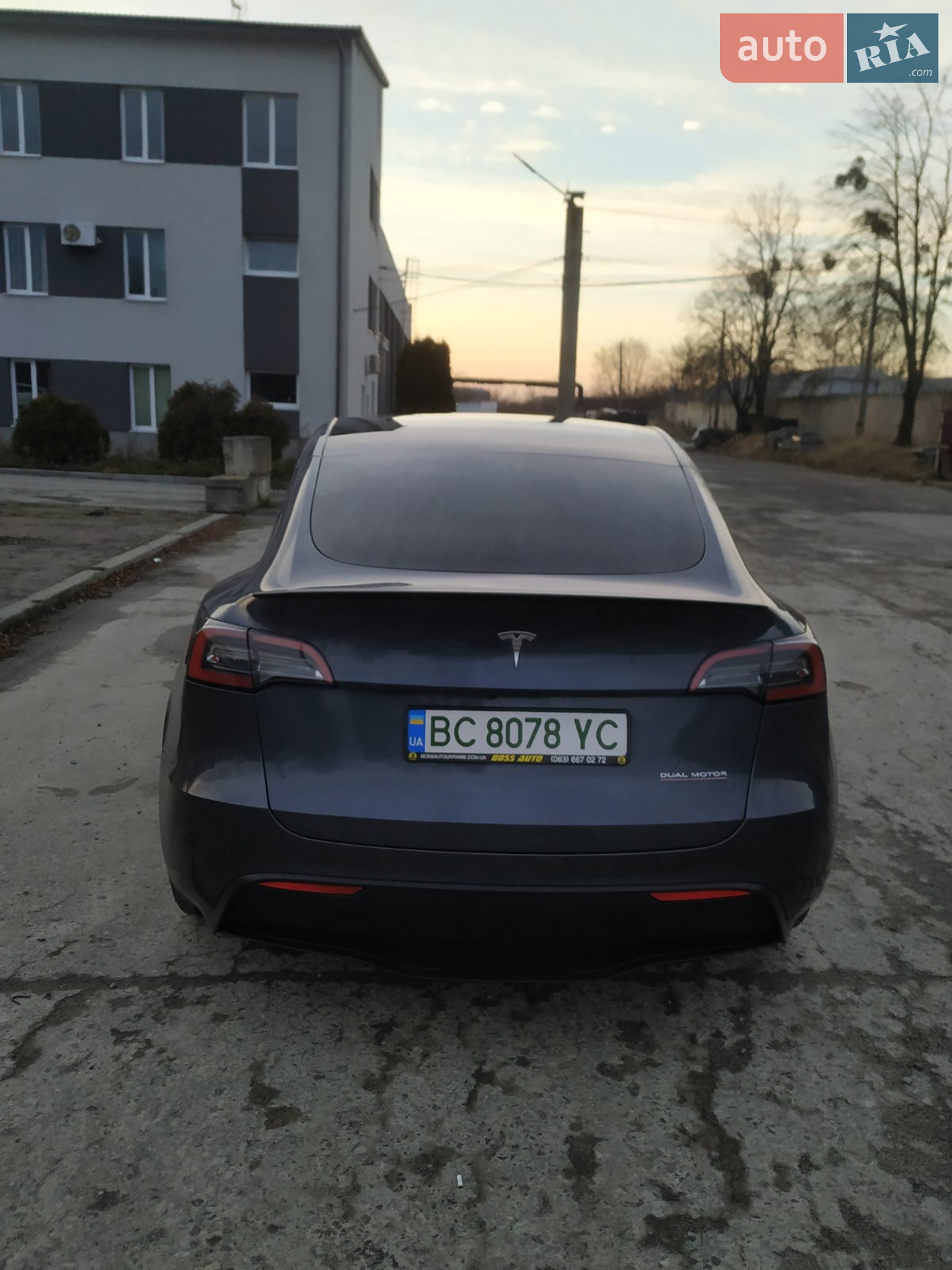 2022 Tesla Model Y - мініатюра 5