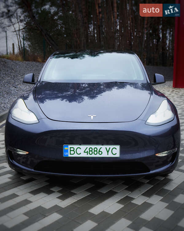 Tesla Model Y 2024 Tesla Model Y 2024