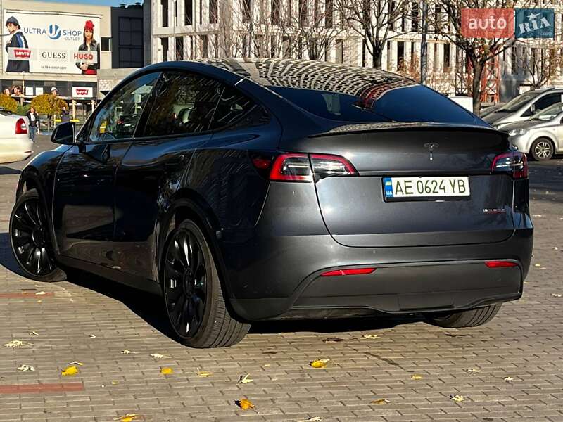 Внедорожник / Кроссовер Tesla Model Y 2023 в Днепре