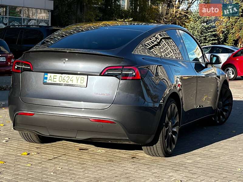 Внедорожник / Кроссовер Tesla Model Y 2023 в Днепре