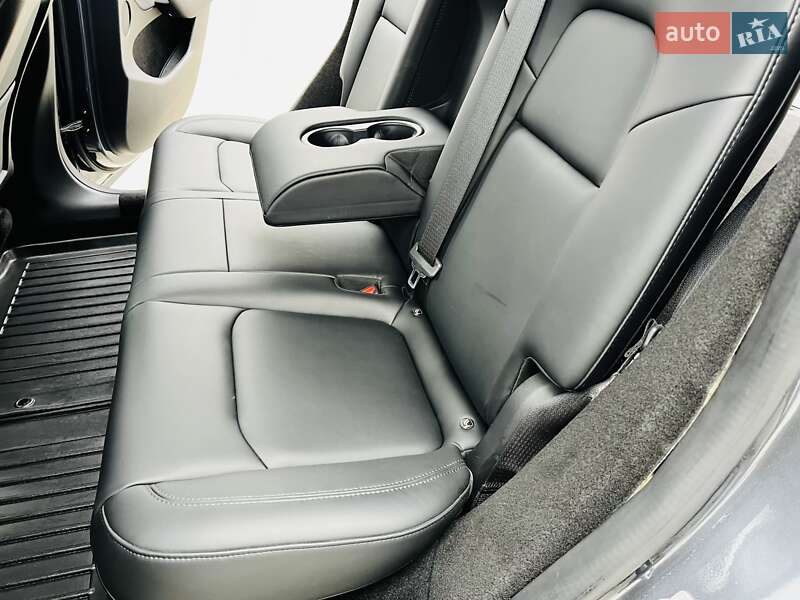 Внедорожник / Кроссовер Tesla Model Y 2022 в Киеве фото 11 Внедорожник / Кроссовер Tesla Model Y 2022 в Киеве