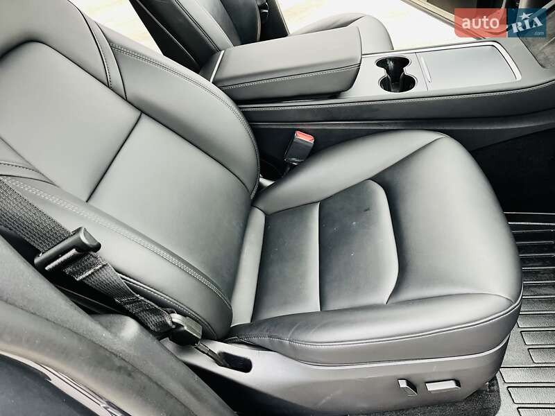 Внедорожник / Кроссовер Tesla Model Y 2022 в Киеве фото 15 Внедорожник / Кроссовер Tesla Model Y 2022 в Киеве