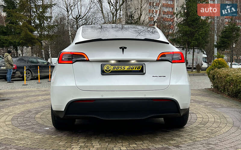 Внедорожник / Кроссовер Tesla Model Y 2021 в Львове