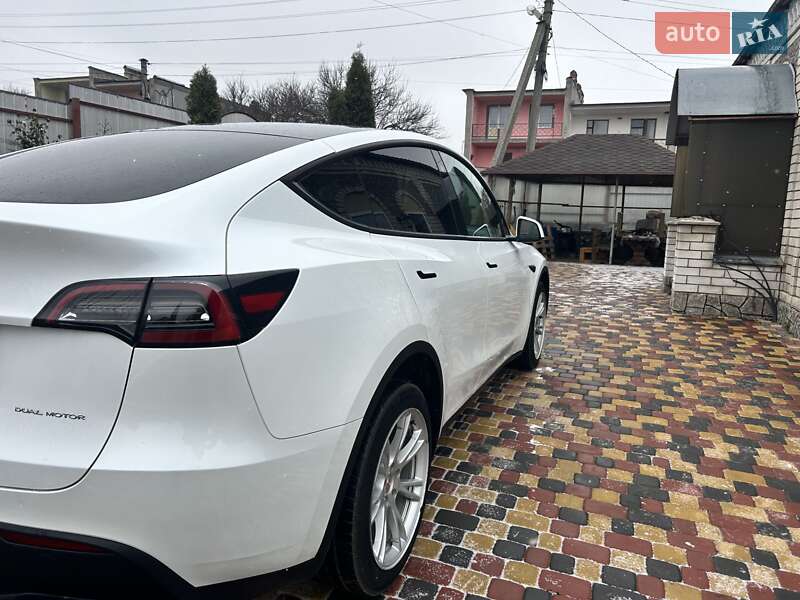 Внедорожник / Кроссовер Tesla Model Y 2022 в Полтаве фото 4 Внедорожник / Кроссовер Tesla Model Y 2022 в Полтаве