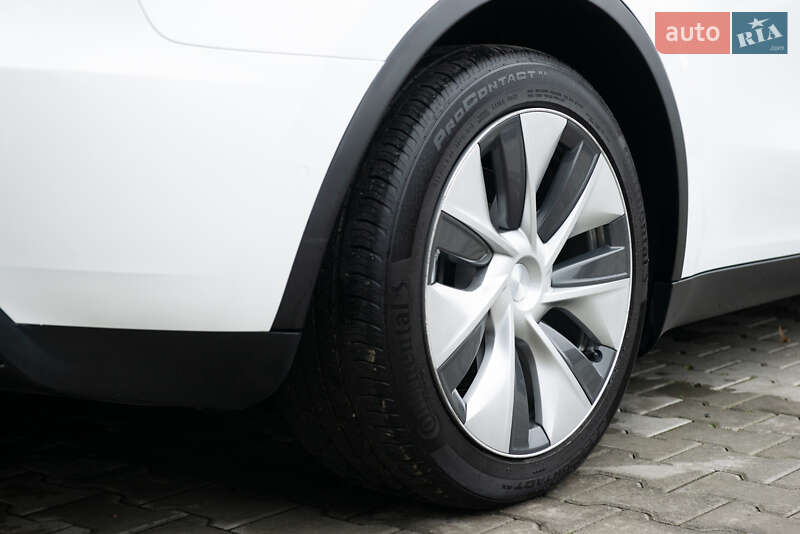 Внедорожник / Кроссовер Tesla Model Y 2021 в Мукачево