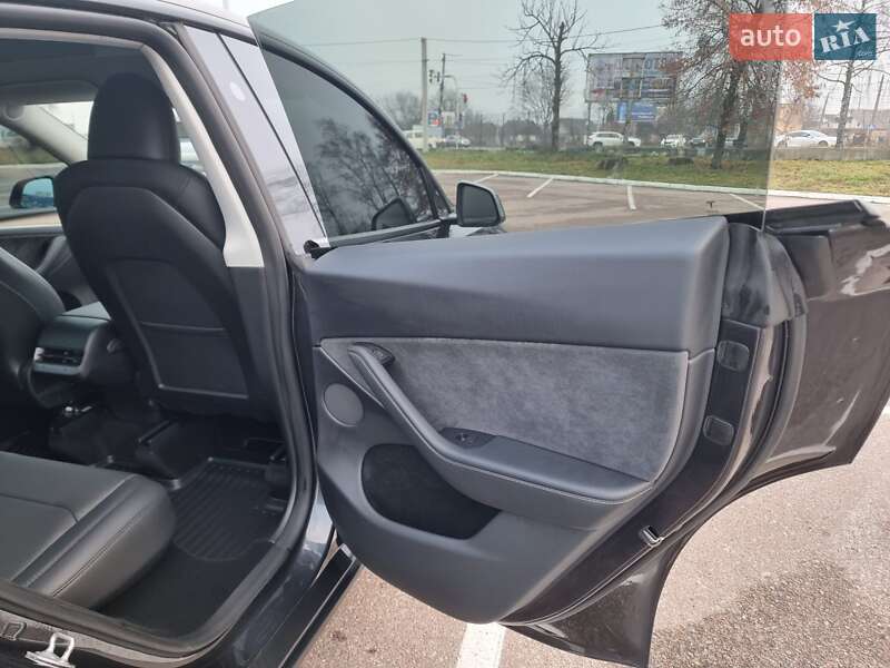 Внедорожник / Кроссовер Tesla Model Y 2024 в Житомире фото 21 Внедорожник / Кроссовер Tesla Model Y 2024 в Житомире