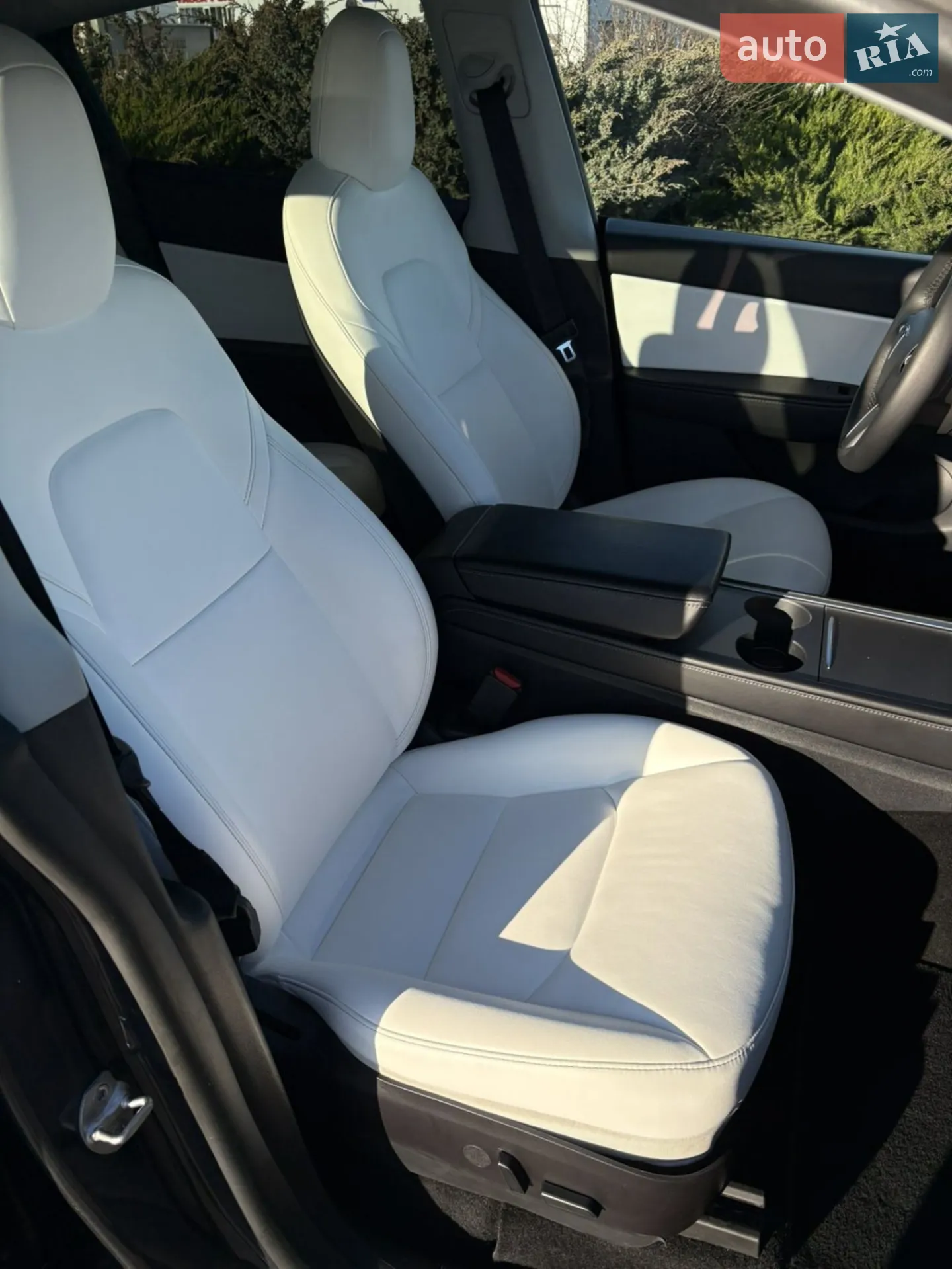 2021 Tesla Model Y - мініатюра 18
