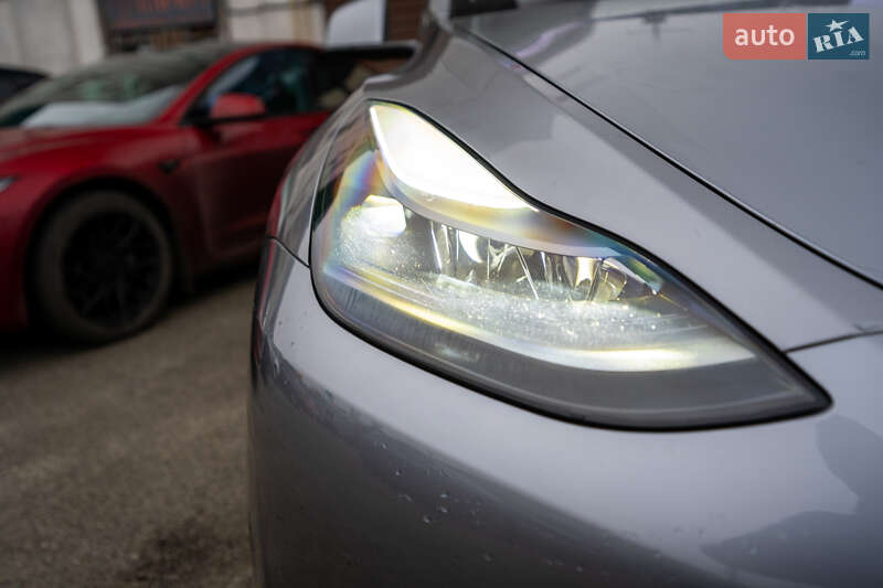 Внедорожник / Кроссовер Tesla Model Y 2023 в Киеве