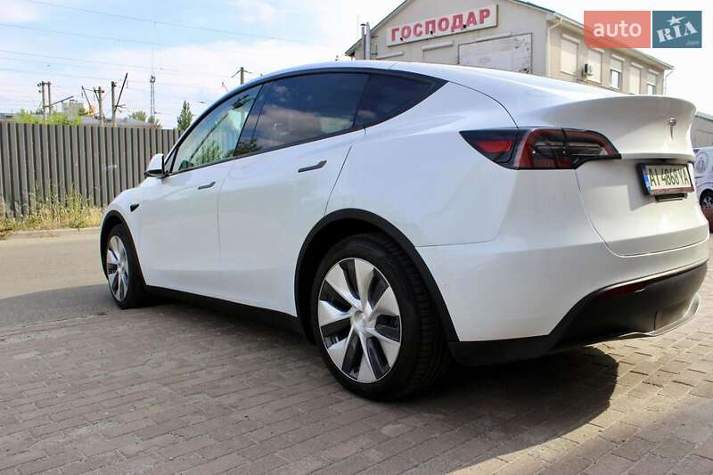 Внедорожник / Кроссовер Tesla Model Y 2021 в Киеве