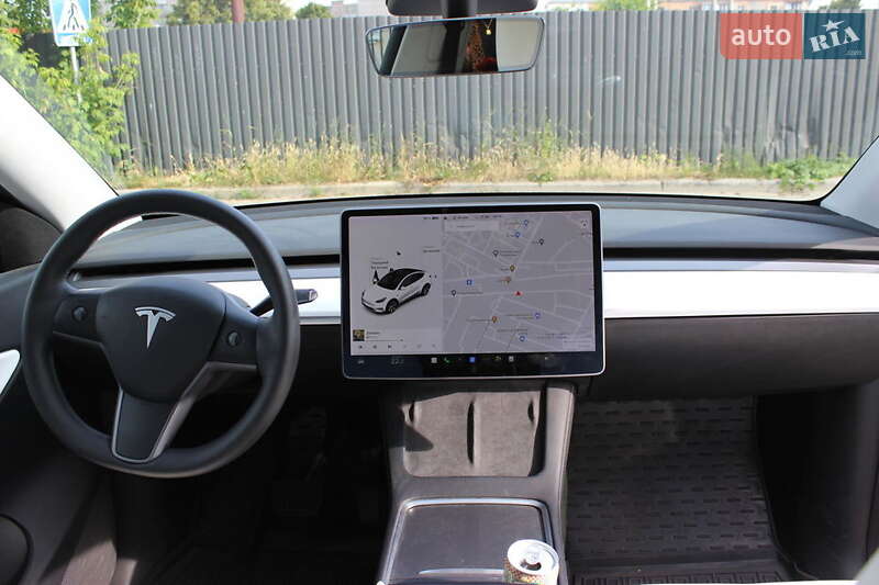 Внедорожник / Кроссовер Tesla Model Y 2021 в Киеве