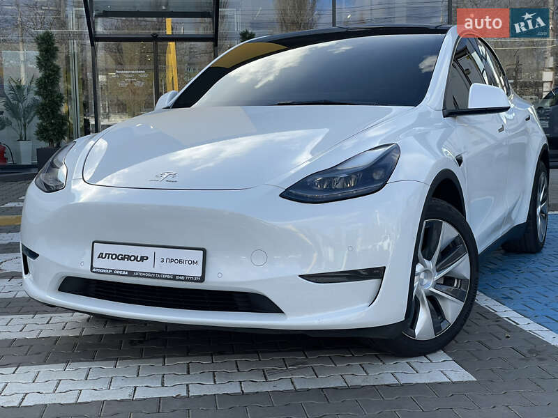 Внедорожник / Кроссовер Tesla Model Y 2021 в Одессе