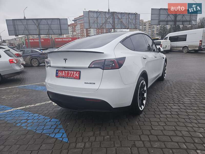 Внедорожник / Кроссовер Tesla Model Y 2023 в Тернополе фото 12 Внедорожник / Кроссовер Tesla Model Y 2023 в Тернополе