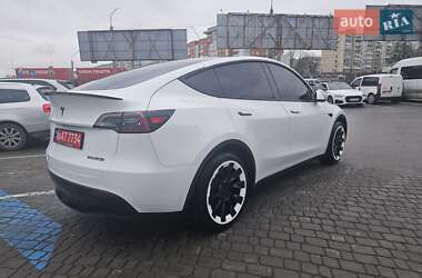 Позашляховик / Кросовер Tesla Model Y 2023 в Тернополі