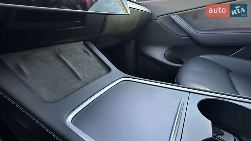 Внедорожник / Кроссовер Tesla Model Y 2022 в Трускавце